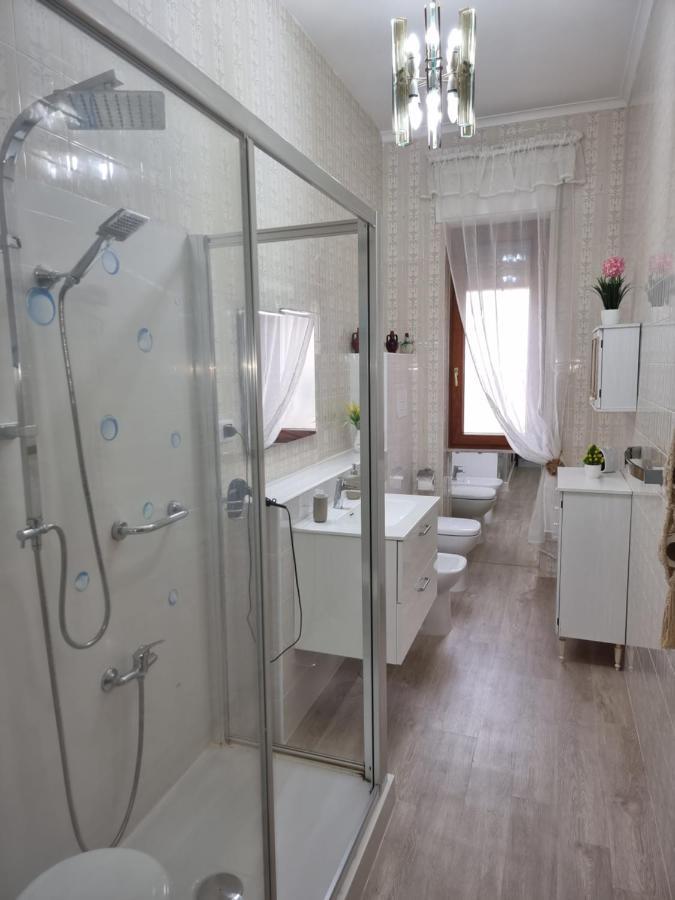Residenza Margherita - Centralissima Салерно Экстерьер фото